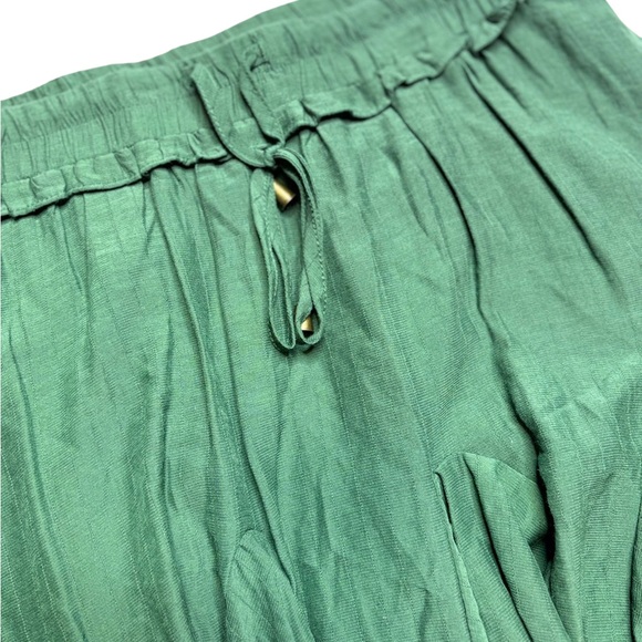 Entro Vibrant Green Skater Skirt - Picture 4 of 5